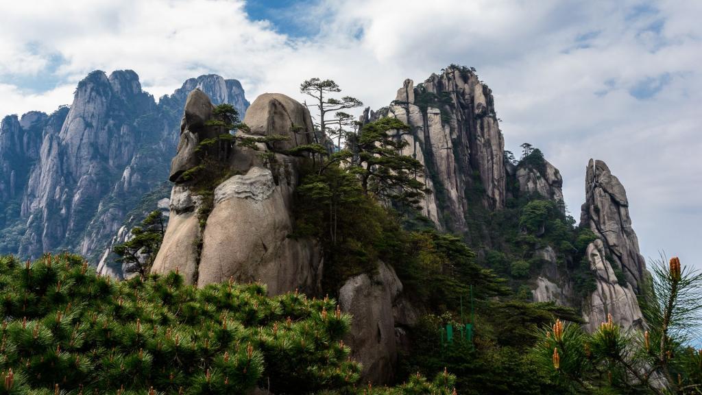 江西三清山优美风景图片 (2/18)