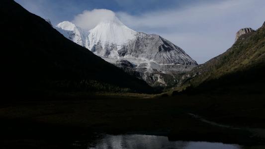 稻城亚丁三神山风景摄影