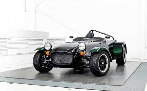 2014 Caterham Seven Kamui Kobayashi相关赛车壁纸壁纸