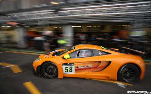 迈凯轮MP4-12C GT3高清壁纸