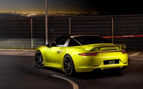 保时捷911 Targa 4S 2014壁纸