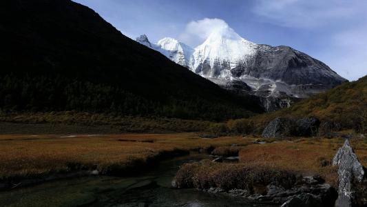 稻城亚丁三神山风景摄影