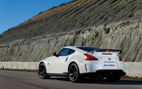 2014年日产370Z NISMO 4壁纸