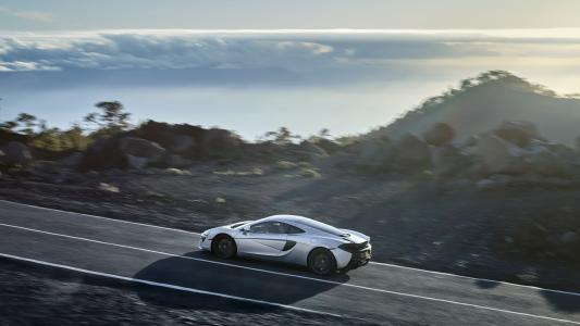 McLaren 570GT white supercar speed wallpaper