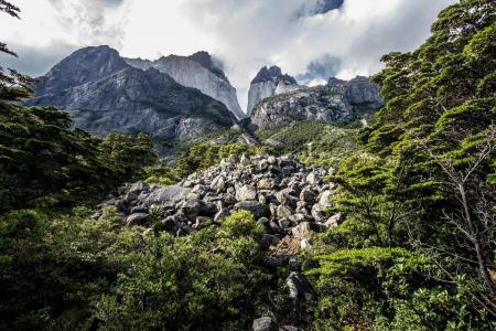 Cuernos Del Paine，巴塔哥尼亚，智利壁纸