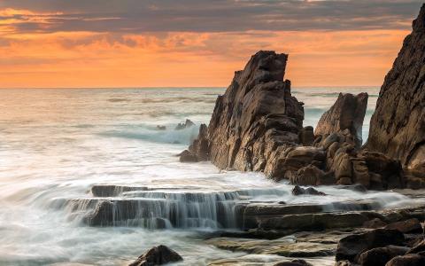 岩石，海，海岸，日落壁纸