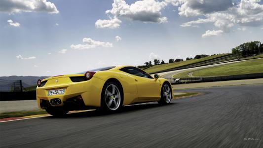 法拉利458 Italia Motion Blur Ra​​ce Track高清壁纸