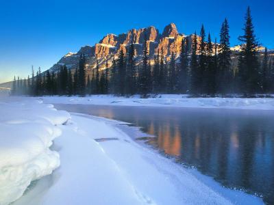 雪河山树冬季高清壁纸