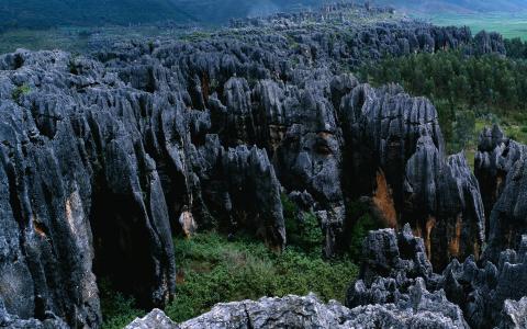 黑岩壁纸