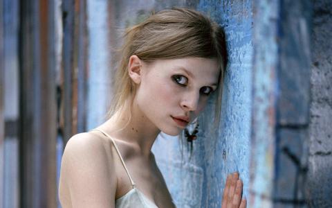 Clemence Poesy 01壁纸