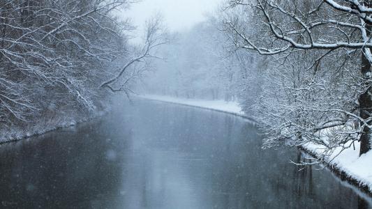 河雪冬季树木高清壁纸