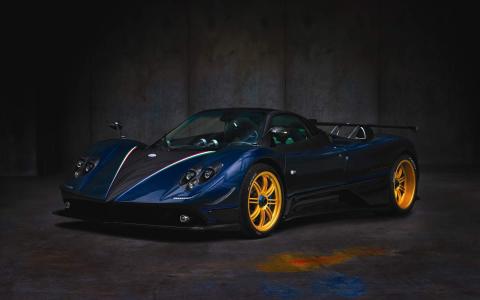 帕加尼Zonda Supercar壁纸