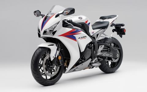 本田CBR1000 RR 2012摩托车壁纸