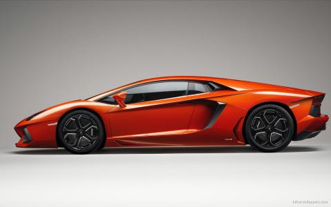 2011年兰博基尼Aventador 2壁纸