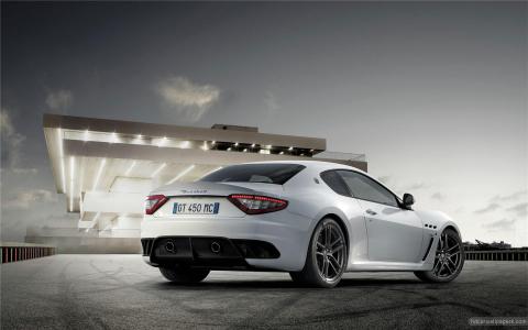 玛莎拉蒂GranTurismo MC Stradale 4壁纸