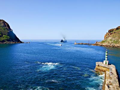 海，湾，波浪壁纸