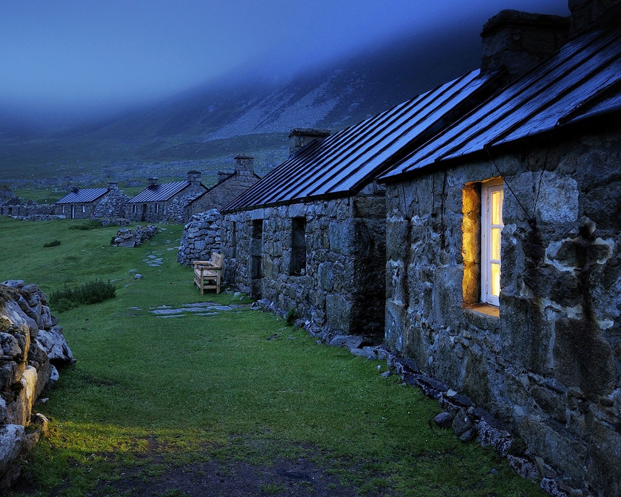 Cottage House高清壁纸