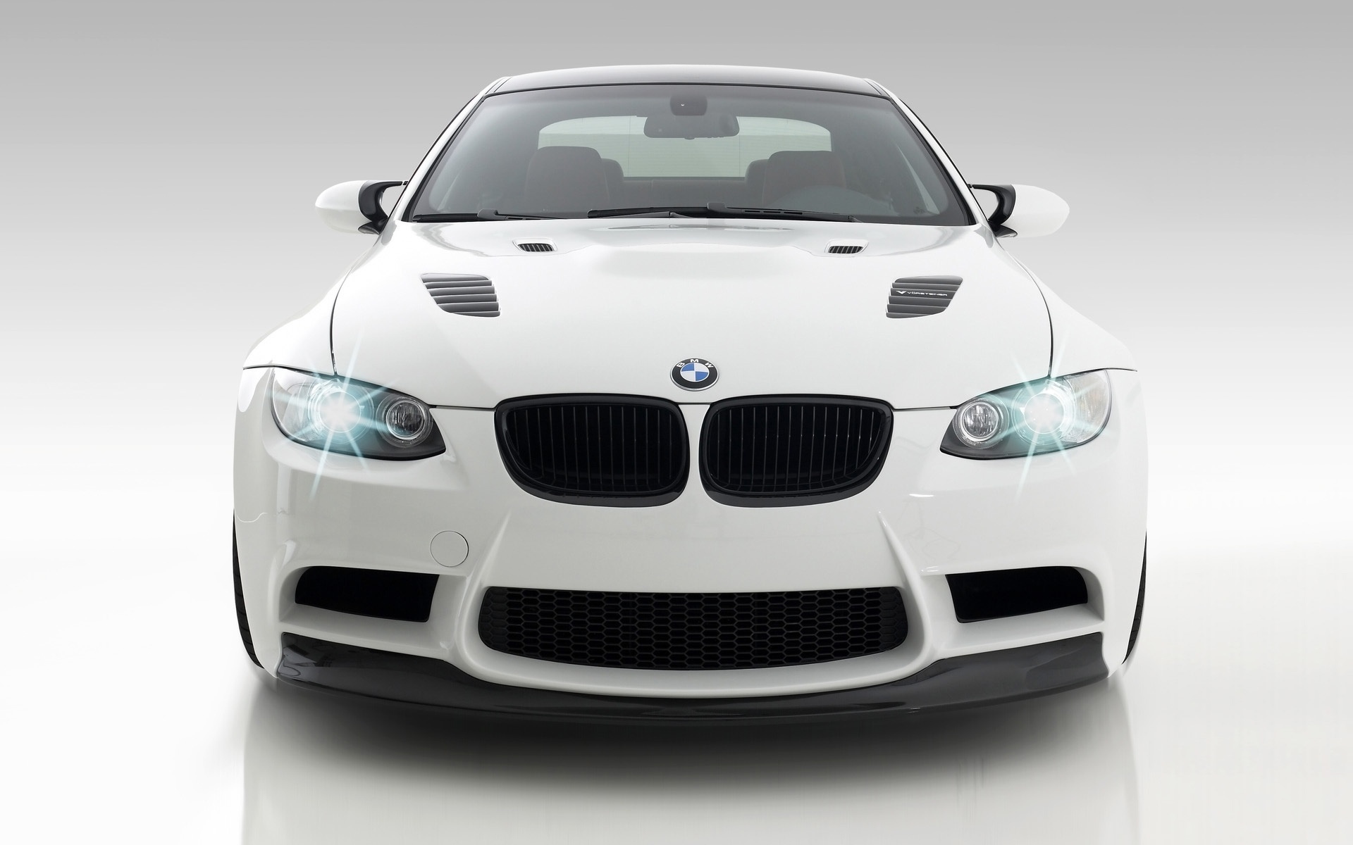 Vorsteiner GTS3宝马M3前面2009壁纸