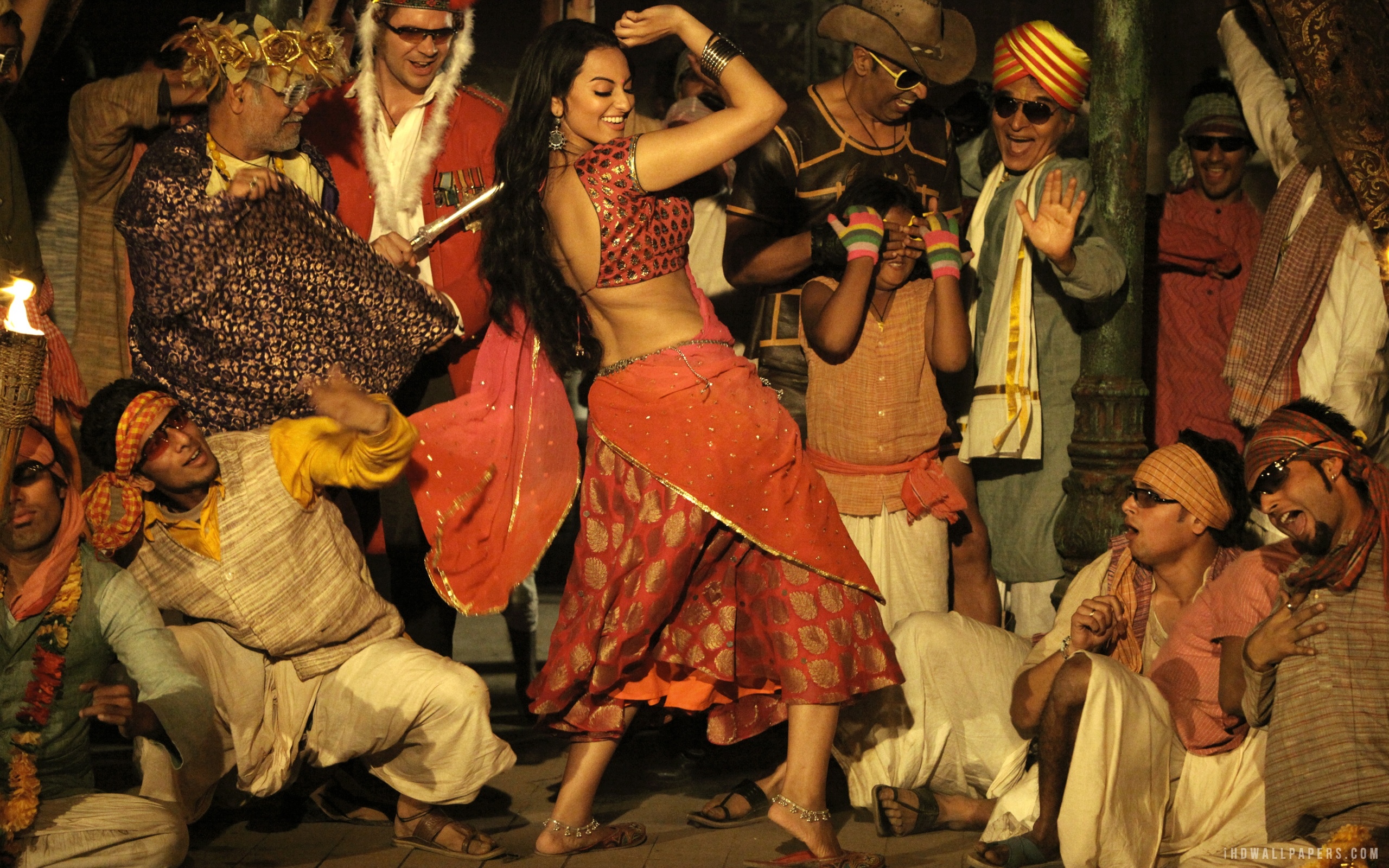Sonakshi Sinha项歌壁纸