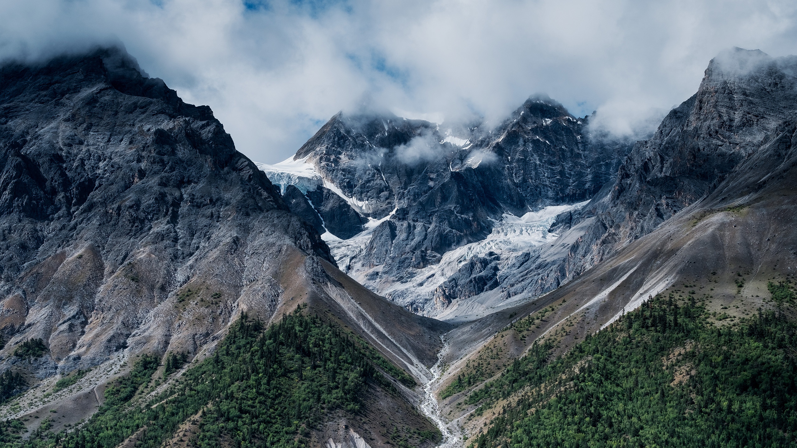 秀丽的山川风景