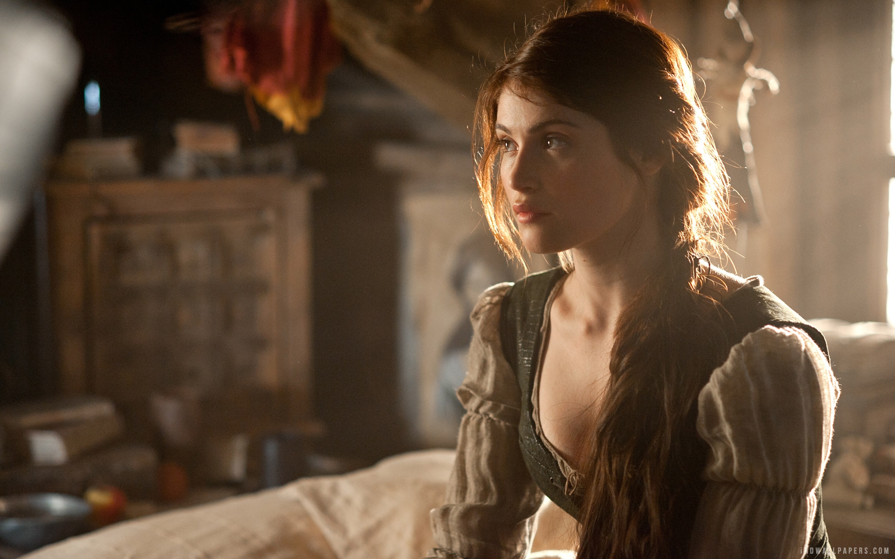 Gemma Arterton Hansel和Gretel Witch Hunters的壁纸
