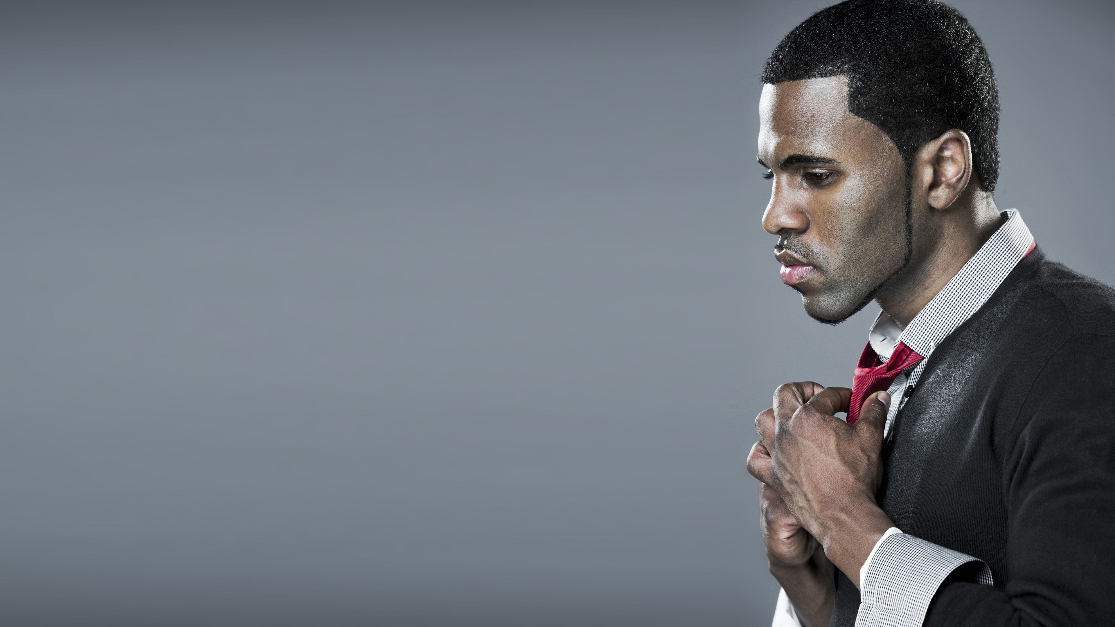 Jason Derulo红色领带壁纸