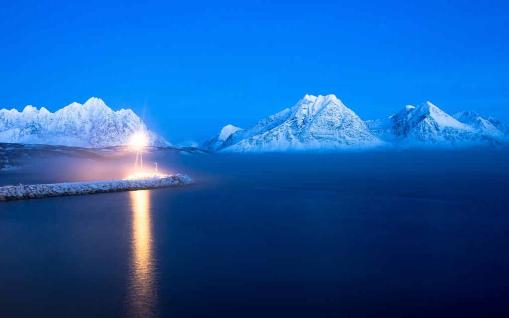 1山风景雪光海雾雾蓝色高清壁纸,高清图片,壁纸,自然风景