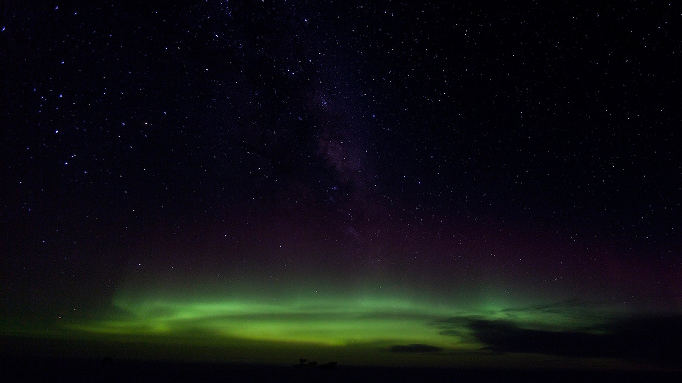 极光borealis北极光夜晚绿色星星高清壁纸
